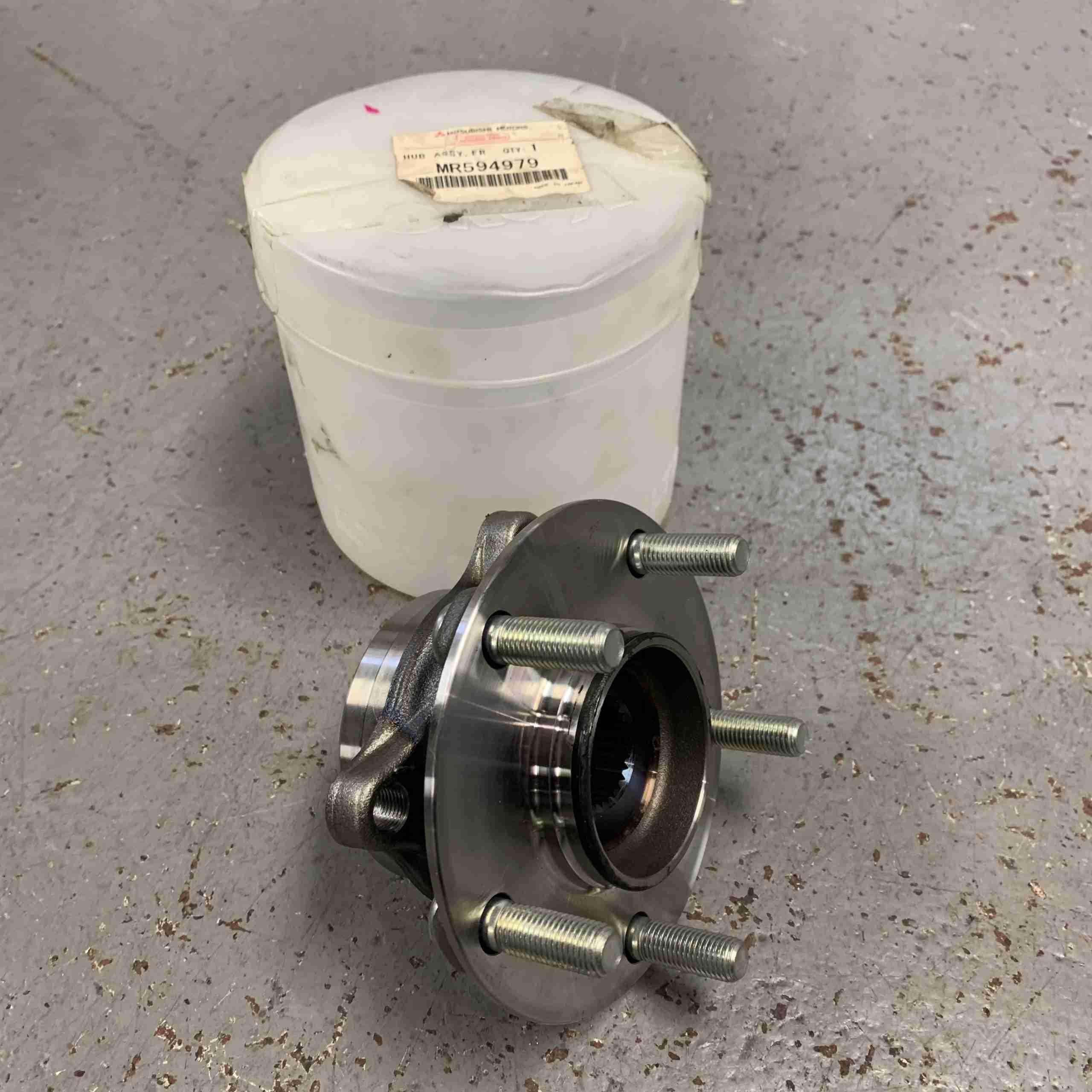 Mitsubishi Evo 10 NEW Genuine Mitsubishi Front Wheel Bearing