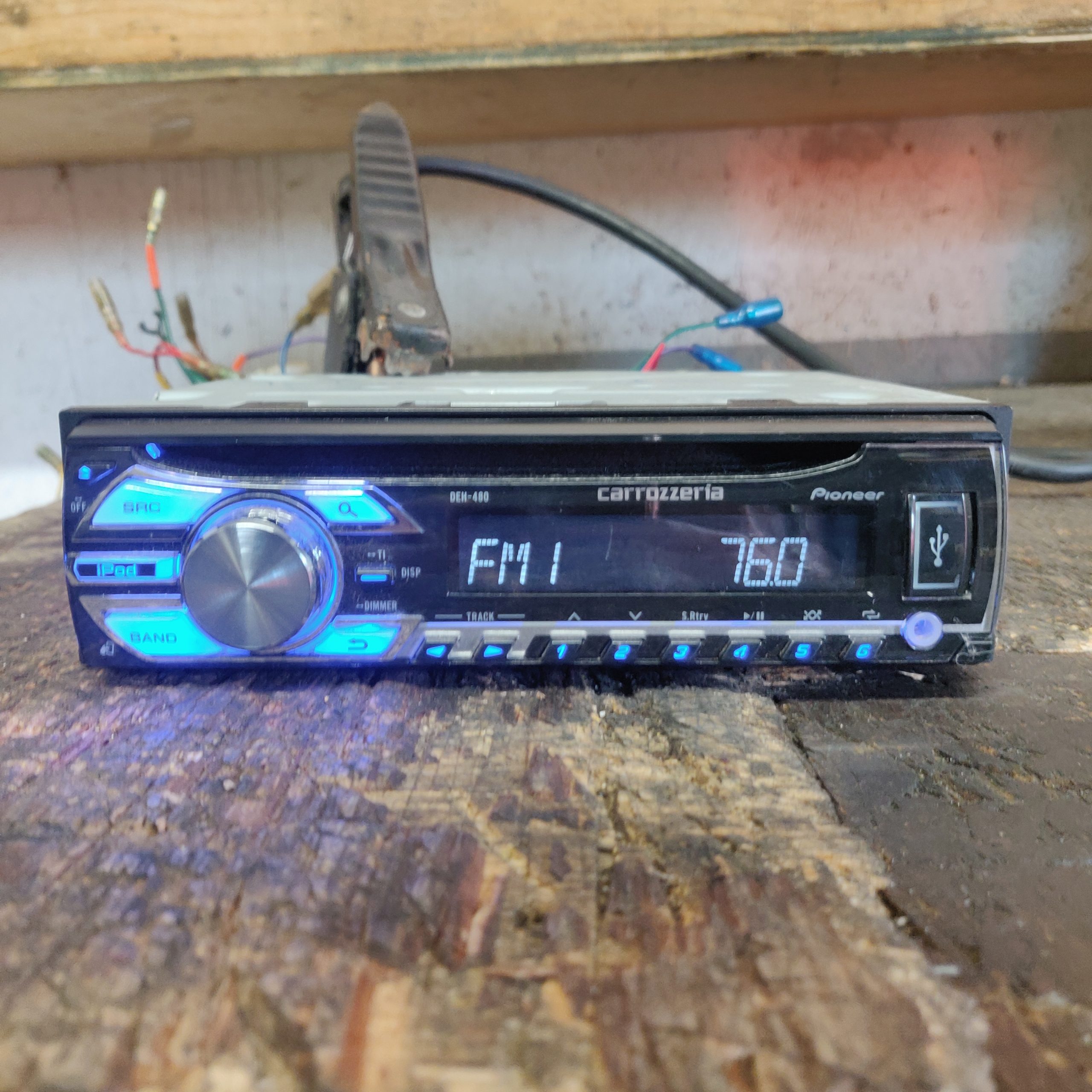 Pioneer Carrozzeria DEH-480 Single Din Radio / Stereo Head Unit